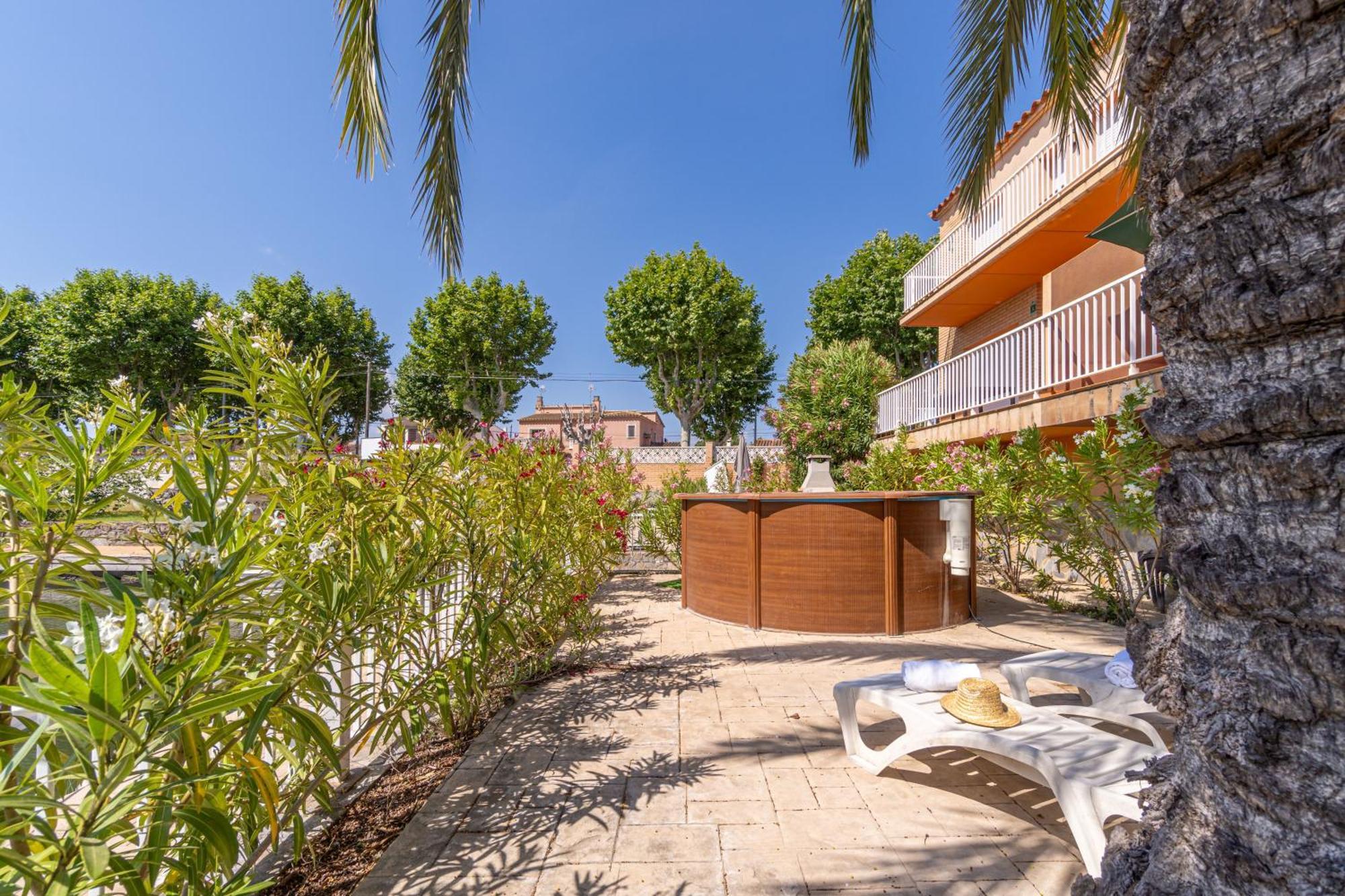 Jouvacations Villa 2 Freser Empuriabrava Exterior photo